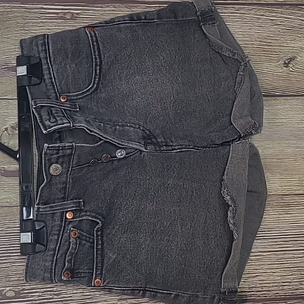 Levi's Denim Jean.Shorts Sz 25 Black Distressed